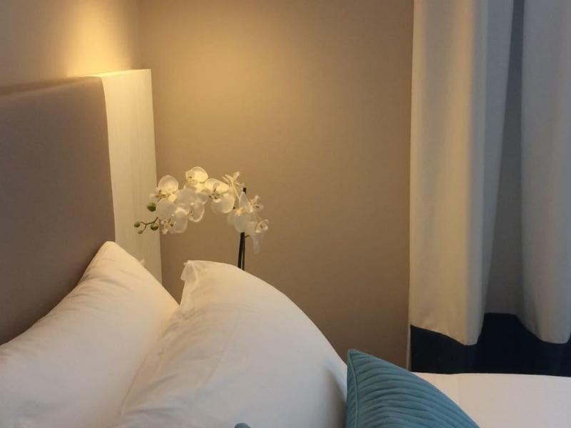 Hotel Mediterraneo ลิโด ดิ ลาตินา ภายนอก รูปภาพ